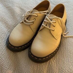 Women’s Doc Dr. Martens Virginia Leather Oxfords